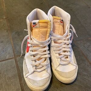 Men’s Nike blazers sneakers size 11.5 worn twice
